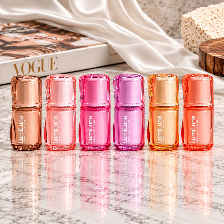 لیپ گلاس براق و آبرسان LumiLuna مدل Luminalust Lipglaze